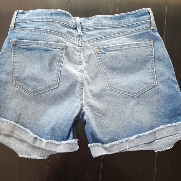 Loft denim jean shorts - Picture 2 of 4